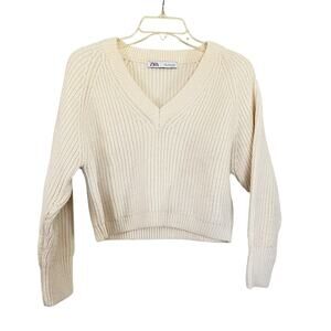 Zara Ecru Rib Knit Cropped Sweater V-Neck Small | Minimal Preppy Quiet Luxury